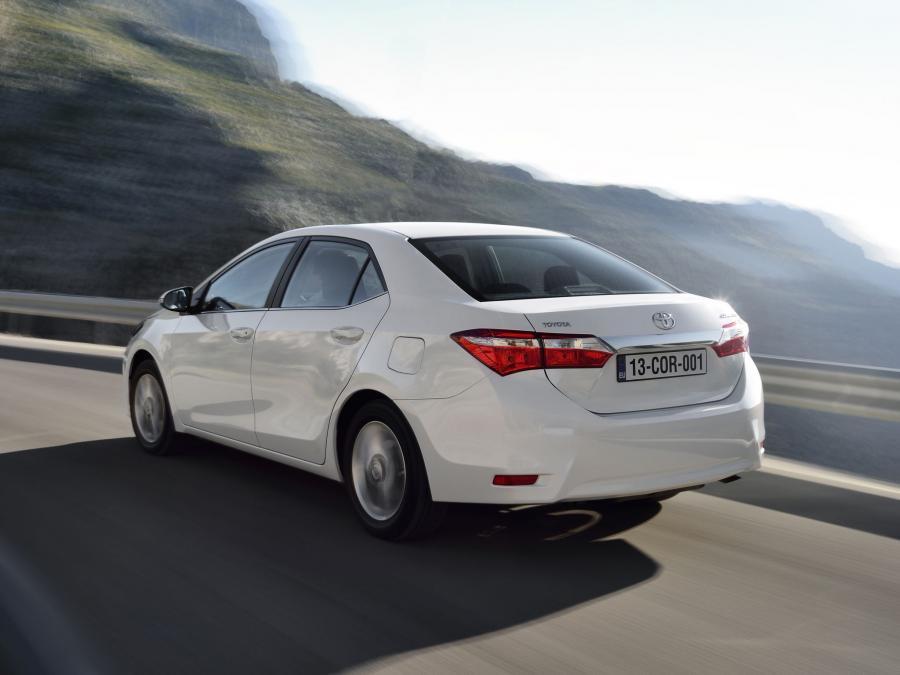  Toyota Corolla 2013 года  (EU) (фото 10 из 43)